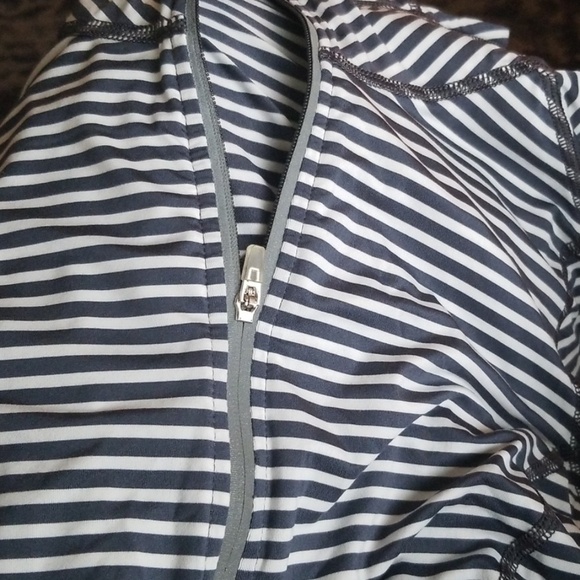 ZELLA l Run Stripe Half Zip Pullover - Picture 1 of 6